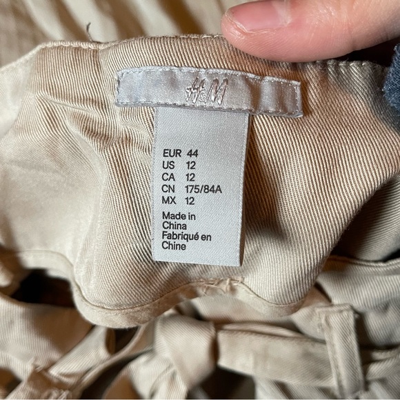H&M Beige Paper Bag Trousers - Picture 6 of 6